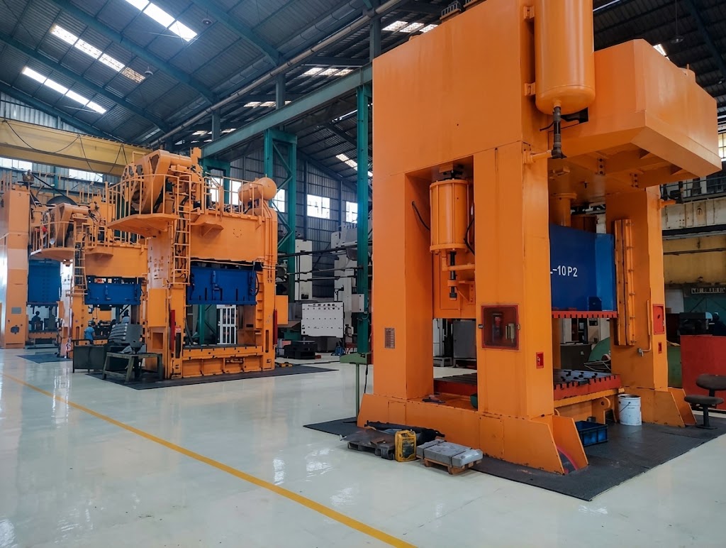 CNC Machining Center